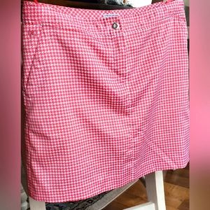 IZOD Golf  Skort women size 4